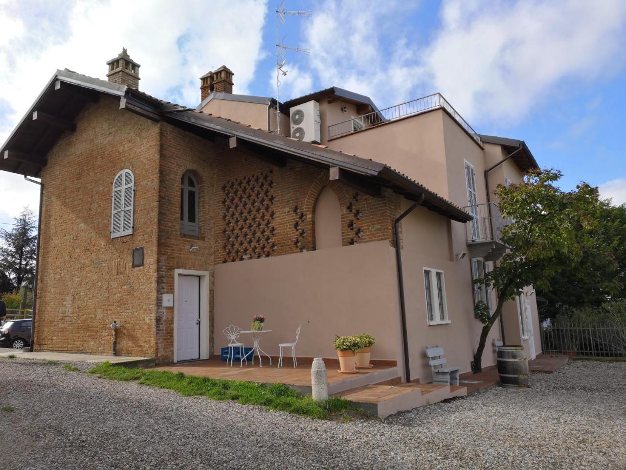 700Enolocanda Santa Giuletta Exterior foto